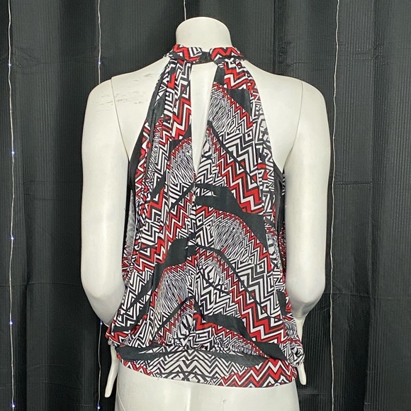 Geometric Flowy Blouse - Picture 3 of 3